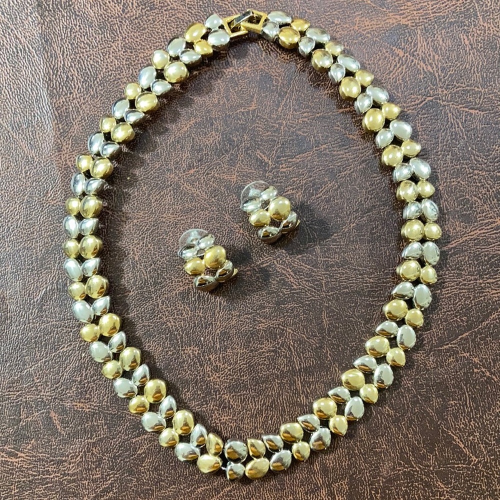 NEW Two-Tone Necklace & Earrings Set